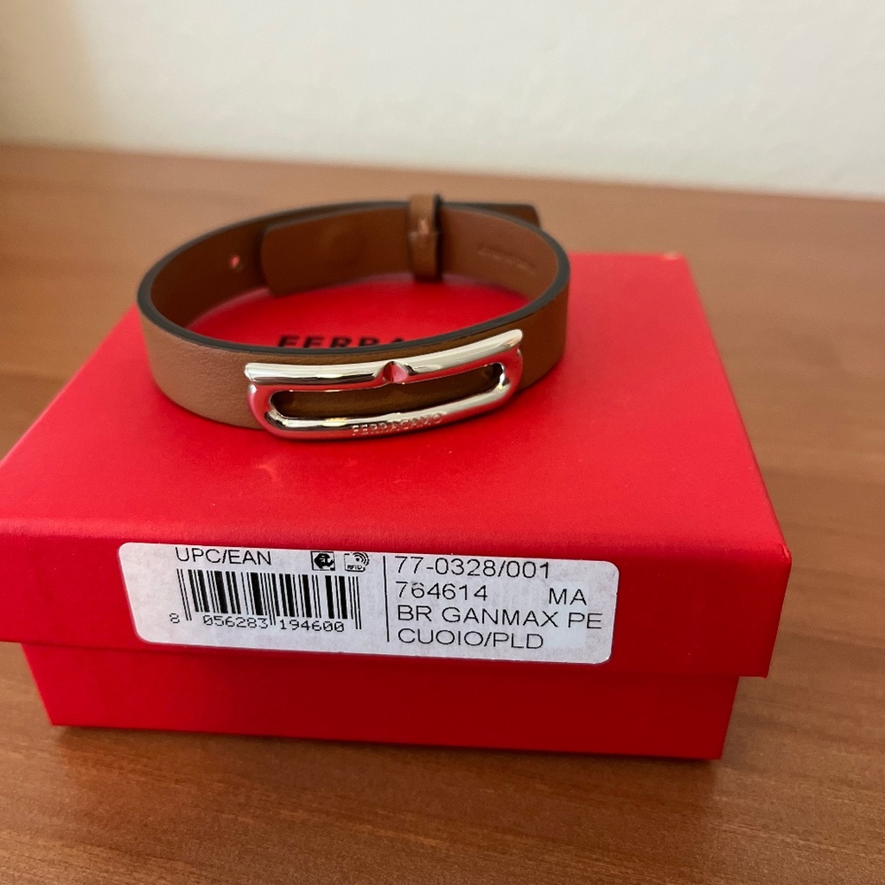 Ferragamo Gancini Ellipse Leather Bracelet